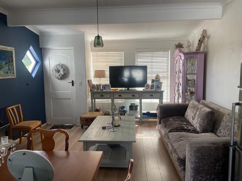 2 Bedroom Property for Sale in Goedemoed Western Cape